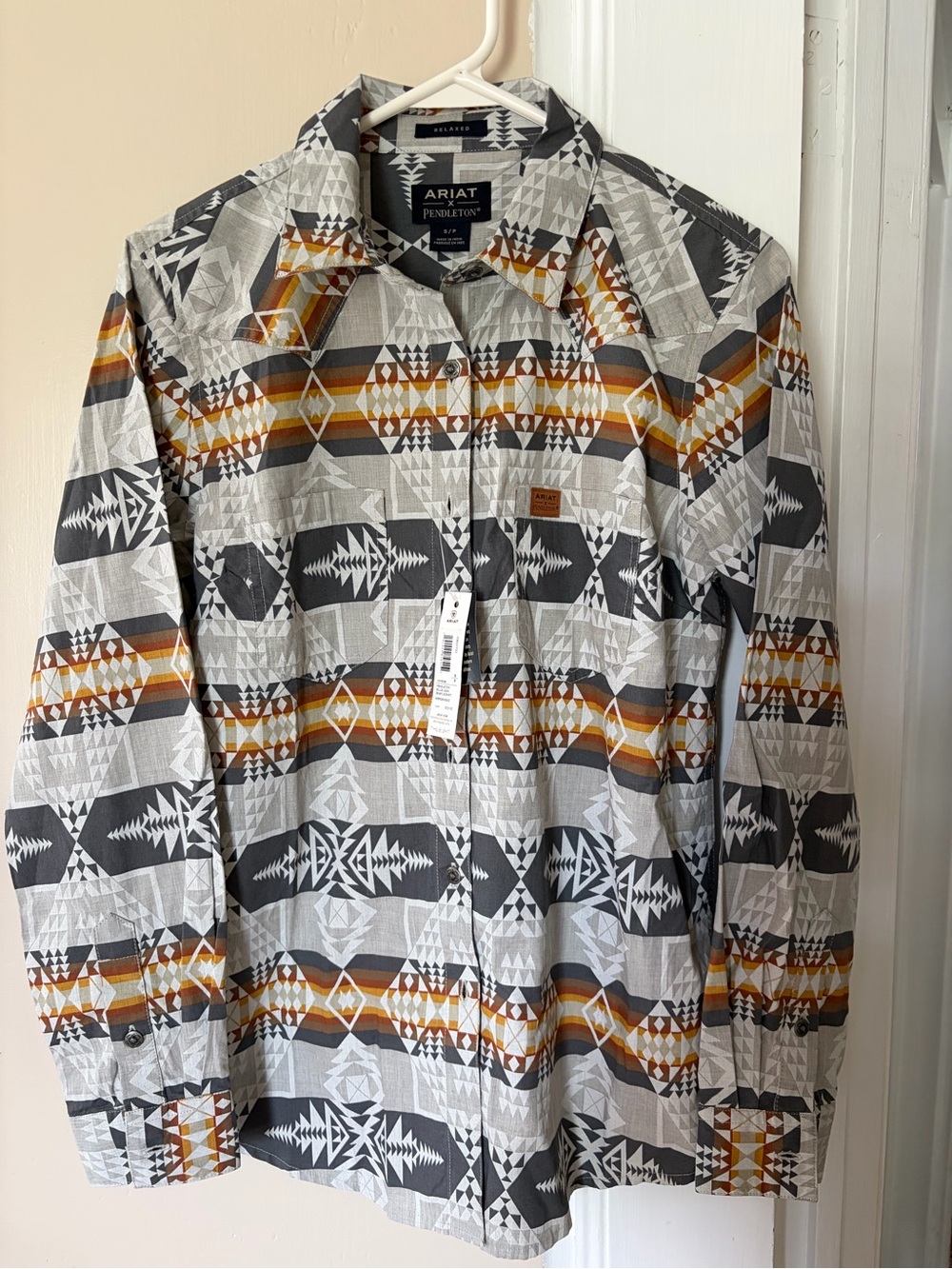 Ariat Women’s Gray & Orange Patterned Western Shirt Jacket